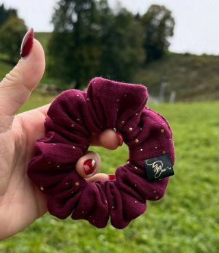 Poslední dobou moje nejoblíbenější barvička gumičky ♥️ Je nějaká barva, která by se ti líbila, ale nenajdeš ji u mě v...