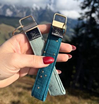 Kousek radosti do každého dne! ☀️Už žádné hledání klíčů po kabelce! 👛✨ Vyber si svou klíčenku a dodej klíčům šmrnc....